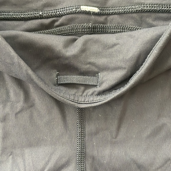 Lululemon athletica training tights with pockets - Picture 3 of 5